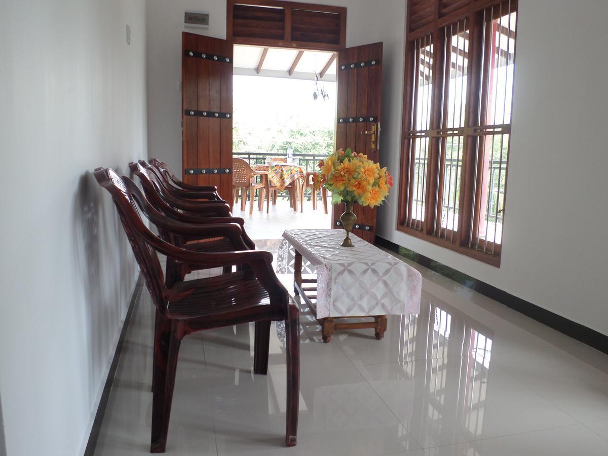 Peacock Villa Resort Udawalawe Buitenkant foto